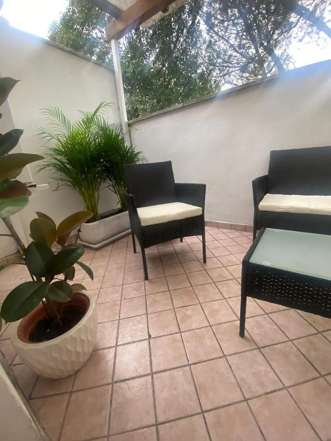 Appartamento Miedonne Home In Roma Italia